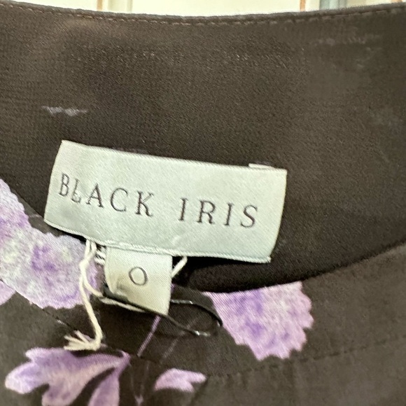 Black Iris
Livie Floral-Print Cotton Maxi Dress In Black (D5) - Picture 8 of 9